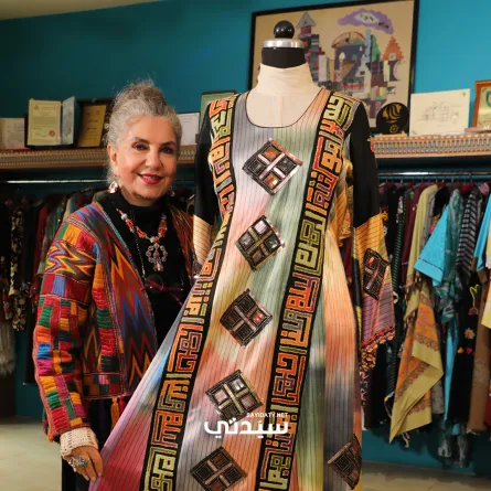 المصممة العراقية هناء صادق  - تصوير عبدالعزيز السعود