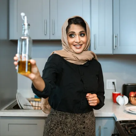 امرأة في المطبخ- المصدر: pexels-rdne-stock-project