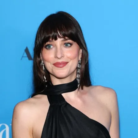 داكوتا جونسون في نيويورك ( Dakota Johnson in newyork ). مصدر الصورة: Arturo Holmes / GETTY IMAGES NORTH AMERICA / Getty Images via AFP