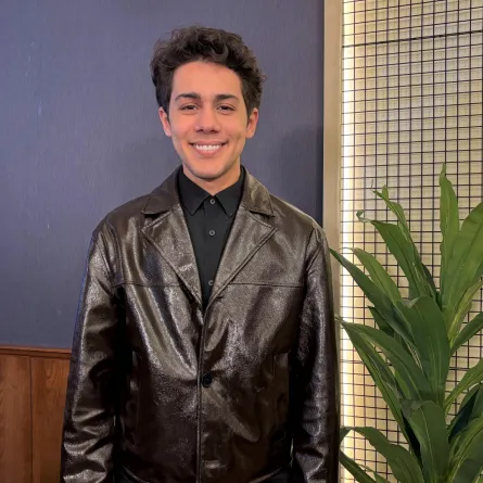 عمر رزيق- الصورة  خاصة بسيدتي من  تصوير زكية البلوشي