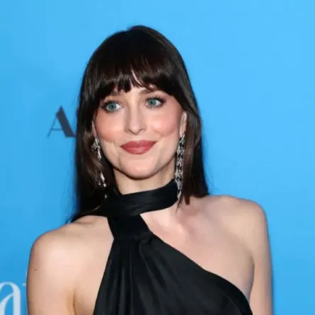 داكوتا جونسون في نيويورك ( Dakota Johnson in newyork ). مصدر الصورة: Arturo Holmes / GETTY IMAGES NORTH AMERICA / Getty Images via AFP