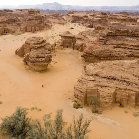 معالم العلا التاريخية شاهدة على حضارات قديمة مرت بالمنطقة