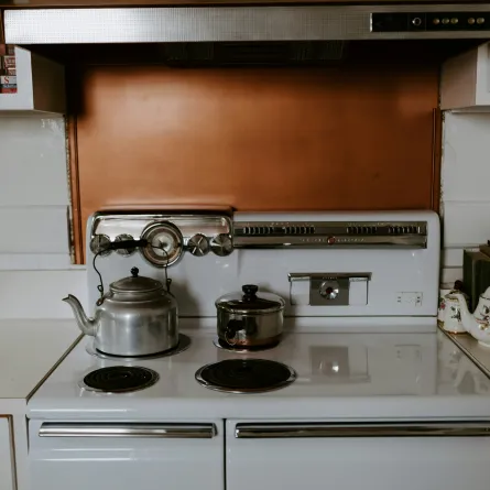 موقد في المطبخ