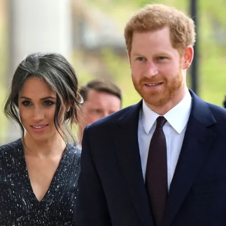 الأمير هاري وميغان ماركل في كنيسة سانت مارتن إن ذا فيلدز في ميدان ترافالغار بلندن (Prince Harry and Meghan Markle at St Martin-in-the-Fields in Trafalgar Square in London). مصدر الصورة: Victoria Jones / POOL / AFP