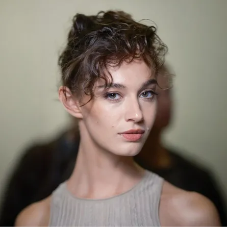 مكياج 5 دقائق للمرأة العملية 