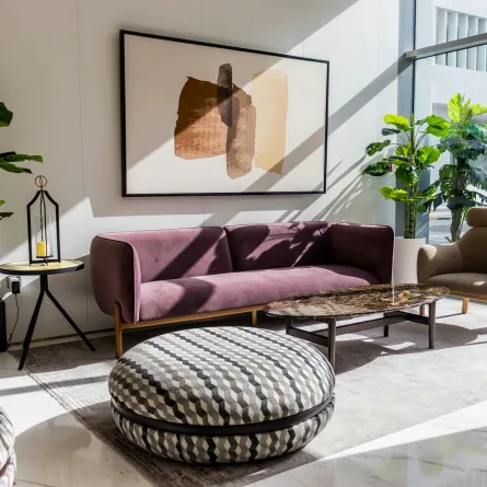 غرفة معيشة معاصرة