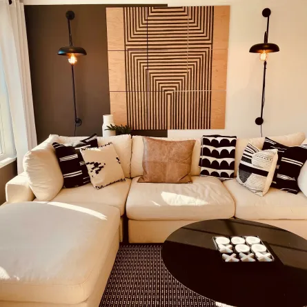 ديكور غرفة معيشة مع لمسات صاحبة المنزل