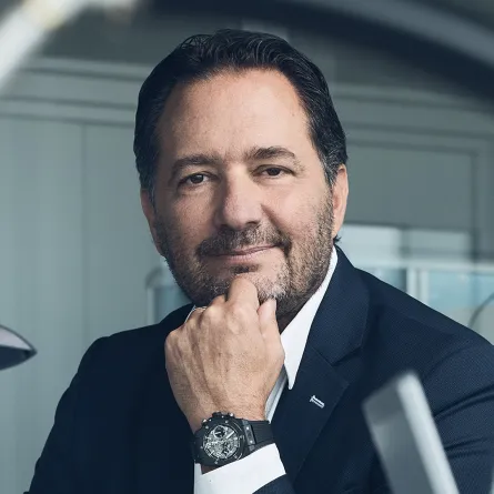 الرئيس التنفيذي لـ Hublot جوليان تورنا