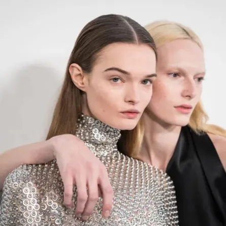  صبغة الشعر المثالية بحسب لون البشرة