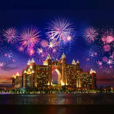 دبي تتزين بالألعاب النارية في 2026 - الصورة من وكالة الأنباء الإماراتية "وام"