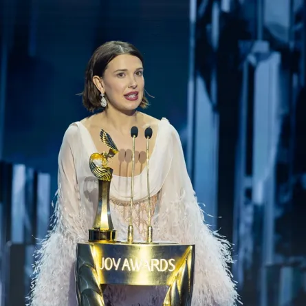 ميلي بوبي براون  في حفل جوي أووردز 2026 Joy Awards -الصورة من المركز الإعلامي لـ  مجموعة MBC