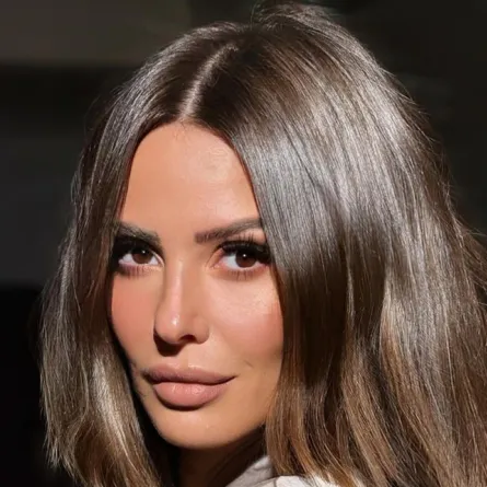 إيمان العاصي - الصورة من صفحتها الرسمية على الفيس بوك