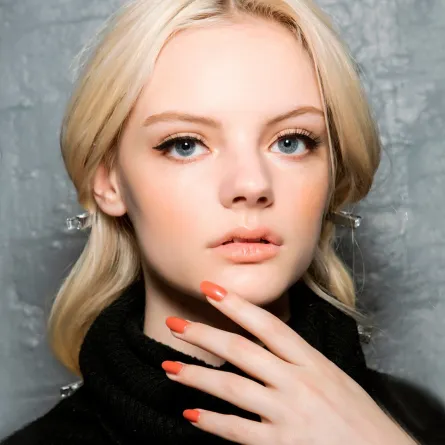 العناية بالأظافر