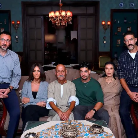 عائلة ايمان العاصي في مسلسل قسمة العدل - الصورة من حساب خالد أنور على إنستغرام