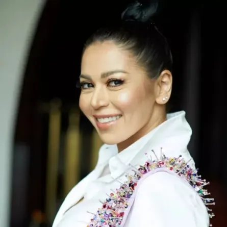 لقاء الخميسي آخرهن.. كيف تجاوزت النجمات الأزمات العاطفية؟