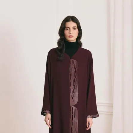 عباية من WA Dubai - الصورة من حساب الماركة على إنستغرام