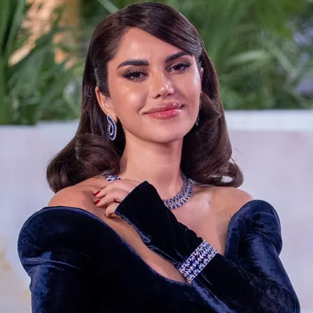 مكياج وتسريحات شعر النجمات السعوديات