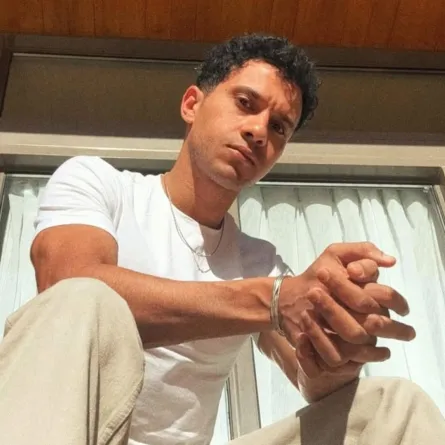 عصام عمر - الصورة من صفحته على انستغرام