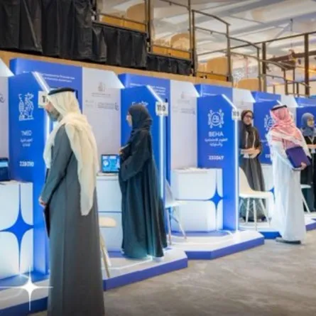 لجنة تحكيم نهائيات "إبداع 2026" تبدأ تقييم المشاريع المشاركة في معرض إبداع للعلوم والهندسة