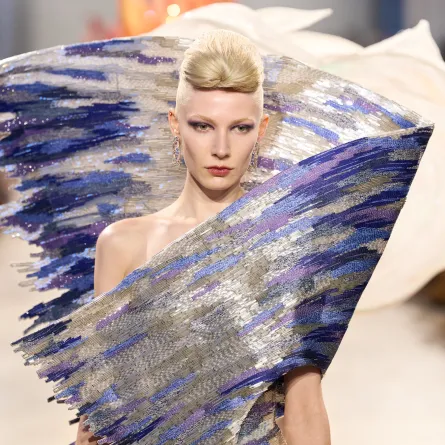 تصميم من راهول ميشرا Rahul Mishra-الصورة من Launchmetrics/Spotlight©