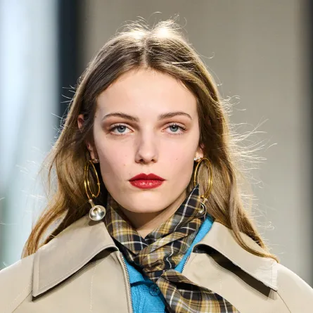 من عرض Patou -الصورة من Launchmetrics/Spotlight©