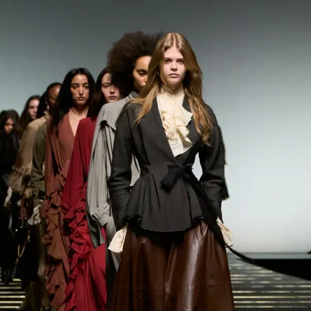 ألبيرتا فيريتي Alberta Ferretti- الصورة من المكتب الإعلامي 