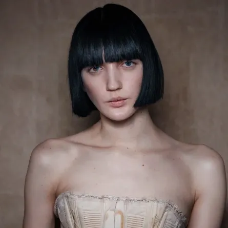 أقوى حيل المكياج لإخفاء العيوب والحصول على تغطية طبيعية ومشرقة