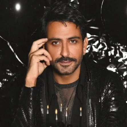 محمود بوشهري - الصورة من صفحته على إنستغرام