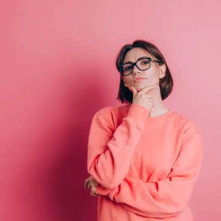 أغلب قرارات الشباب تتأثر بالمزاج والعاطفة -المصدر: freepik