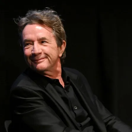 مارتن شورت في مدينة نيويورك (Martin Short in New York City). مصدر الصورة: Slaven Vlasic / GETTY IMAGES NORTH AMERICA / Getty Images via AFP