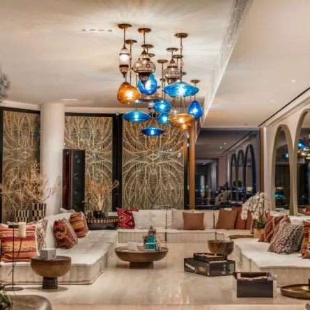 مجلس مميز بإضاءته