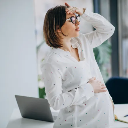 كيفية وقاية الحامل من التعب والإرهاق أثناء الصيام -مصدر الصورة: Freepik by senivpetro