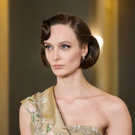 حيل تثبيت تسريحة شعرك طوال اليوم بدون اسبراي تناسب كل أنواع الشعر