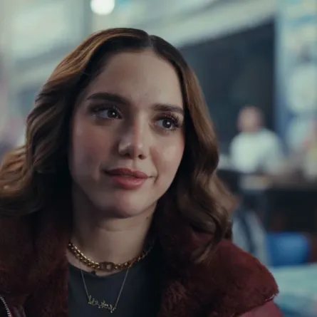 رنا رئيس في احدى مشاهد سوا سوا- الصورة من المركز الإعلامي للمسلسل