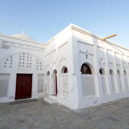 مسجد النجدي في جزيرة فرسان