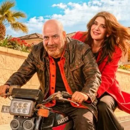 محمد سعد وغادة عادل من فيلم فاميلي بيزنس- الصورة من المركز الإعلامي للشركة المنتجة