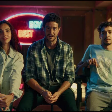 أبطال فيلم إيجي بست