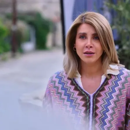 نور علي من مسلسل مولانا - الصورة من شاشة عرض المسلسل