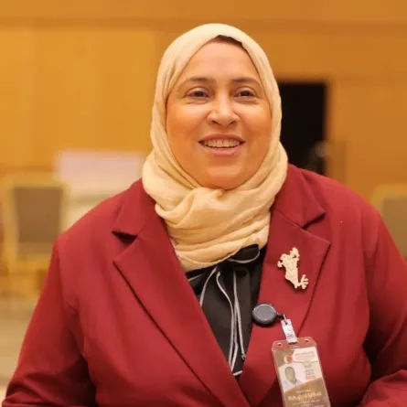 البحرينية ابتهاج خليفة سفيرة ومستشارة السعادة وجودة الحياة 