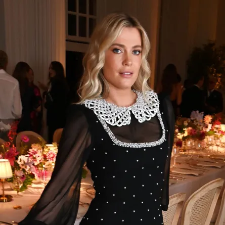 السيدة أميليا سبنسر في لندن، إنجلترا (Lady Amelia Spencer in London, England). مصدر الصورة: Dave Benett/Getty Images for Estée Lauder