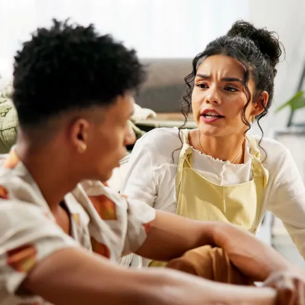 صورة التواصل مع المراهق