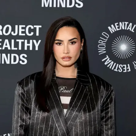 ديمي لوفاتو في هدسون ياردز بمدينة نيويورك (Demi Lovato at Hudson Yards in New York City). مصدر الصورة: Jamie McCarthy/Getty Images/AFP