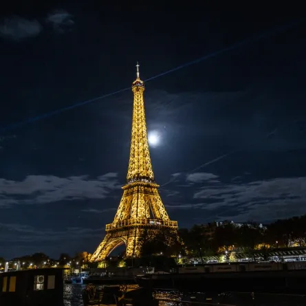 برج إيفل Eiffel Tower - مصدر الصورة Thibaud MORITZ / AFP
