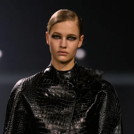  مكياج نهاري الى اطلالة مسائية ساحرة  في يوم المرأة 