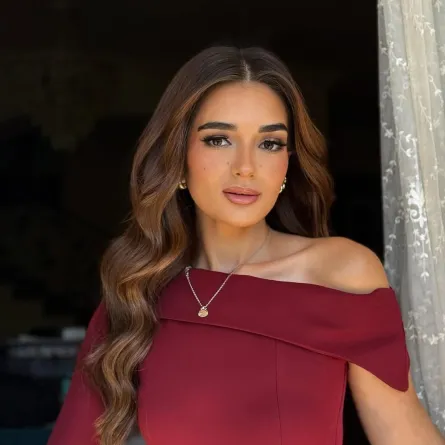  ملك أحمد زاهر 