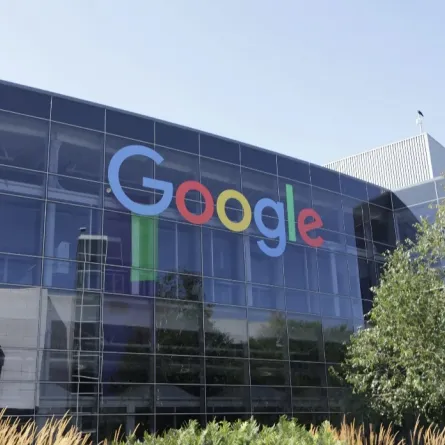 شركة جوجل- الصورة من موقع Unsplash 
