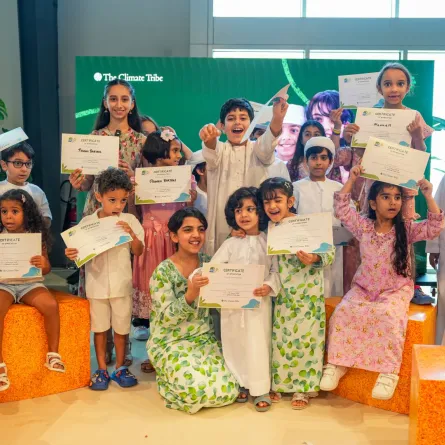 الظبي خلال احدى مبادراتها للأطفال