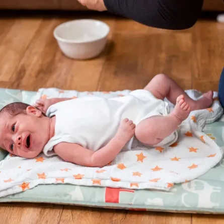 صورة لمولود يبكي