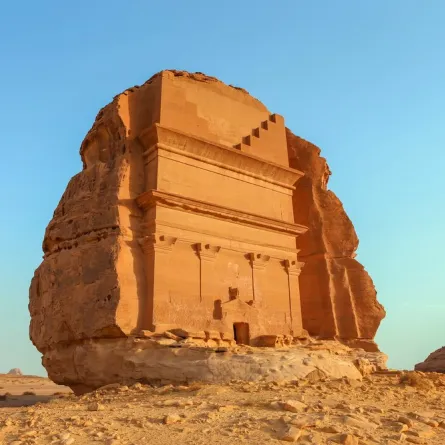 الحِجر من أشهر روائع العُلا