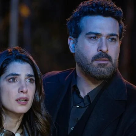 كارمن بصيبص ومحمود نصر من أحداث المسلسل - الصورة سكرين شوت من الحلقة